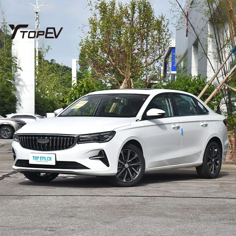 2025 Geely Emgrand 1,5L bensinbil