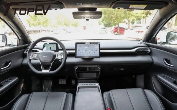 BYD e7 interior BYD e7 interior